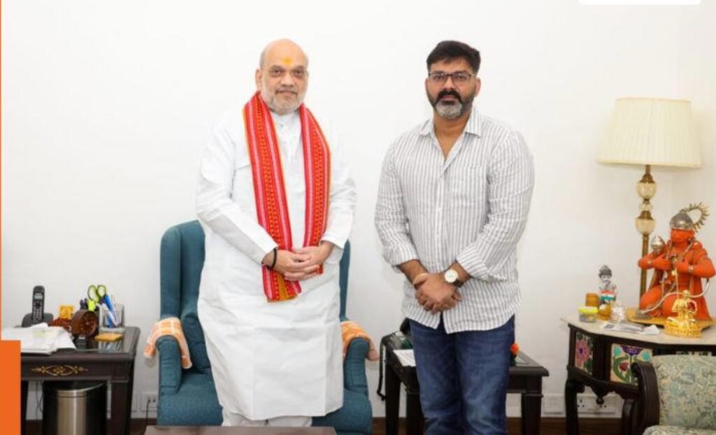 बिहार चुनाव पवन सिंह का बड़ा ऐलान नहीं लड़ेंगे चुनाव